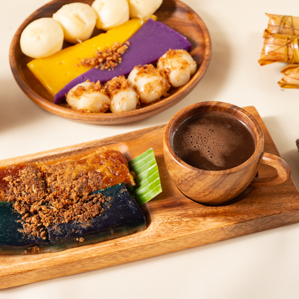 this multipurpose tray looks so aesthetic with  a teacup perfect for your warm drink