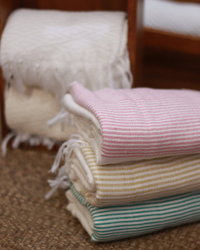 Luid Lokal Inabel Beach Towel Wasig Pool Handweaved Ilocos Poly Cotton Yarn