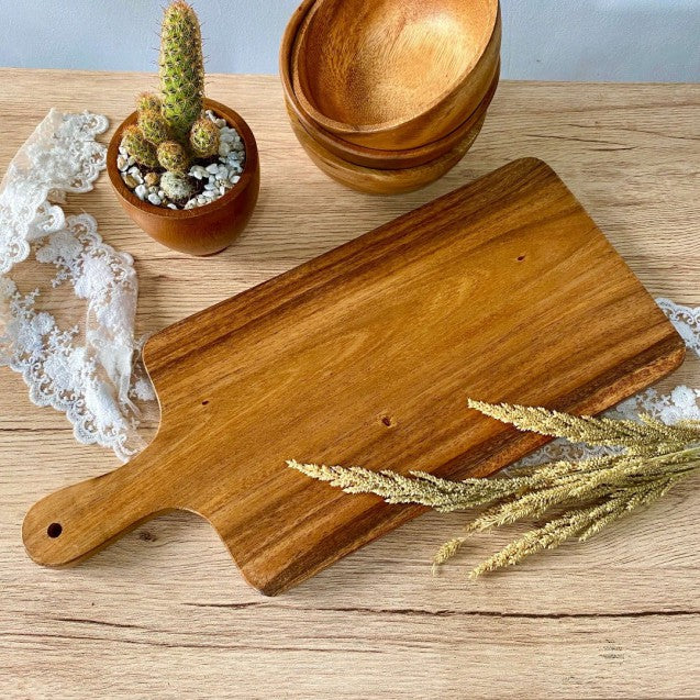 Luid Lokal Cheese Board Rectangle with Handle Round Serving Board Sandwich Bread Acacia Wood